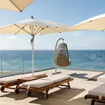 Fariones Hotel 4*