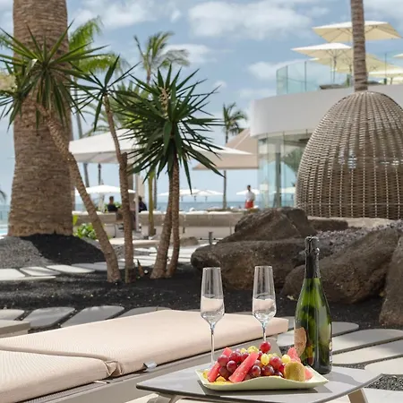 Fariones Puerto del Carmen (Lanzarote)