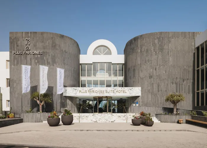 Fariones 호텔 4*