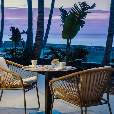 Fariones Otel 4*